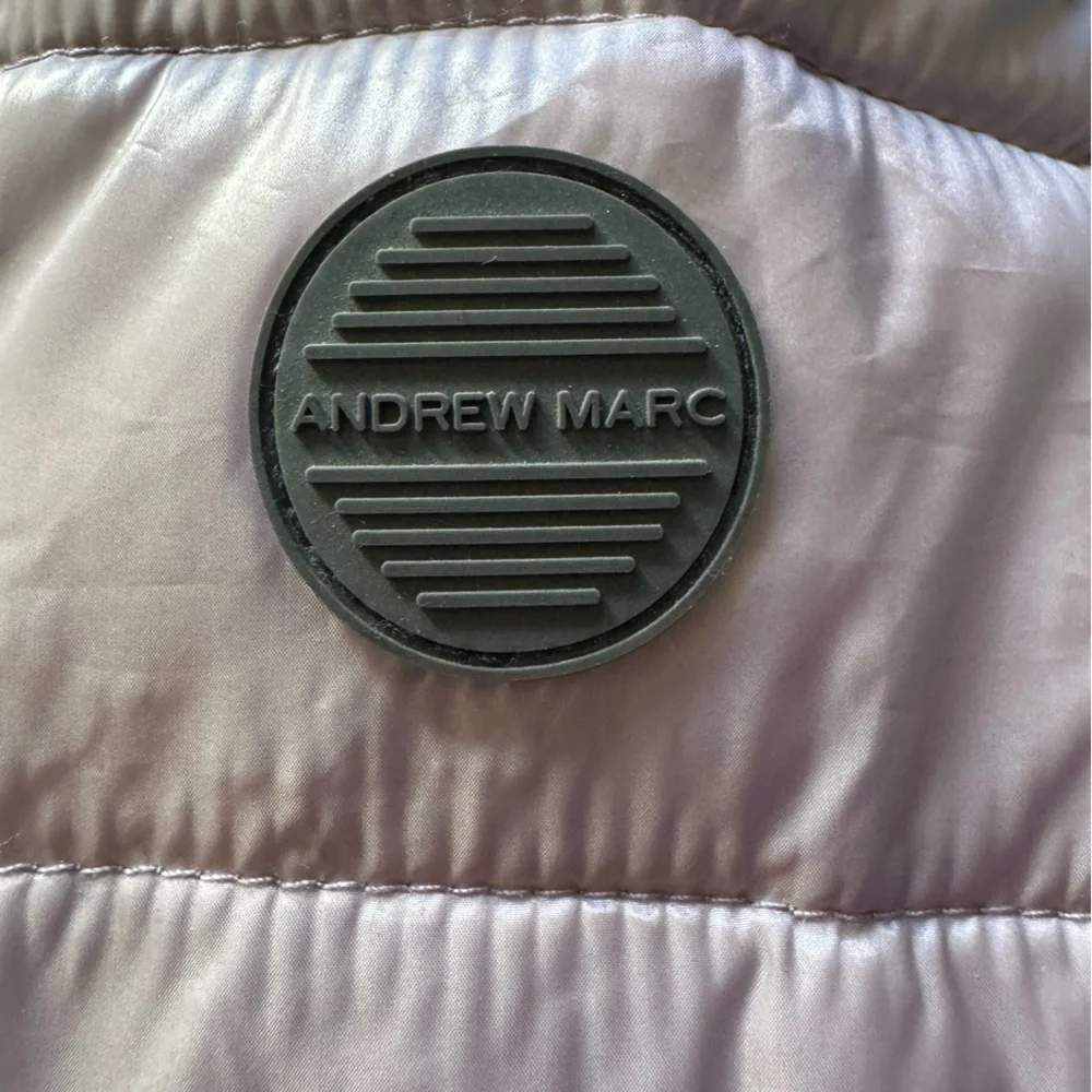 ANDREW MARC Childrens Luxury Lilac Reversible Puffer Coat. Faux Fur Lined Size M